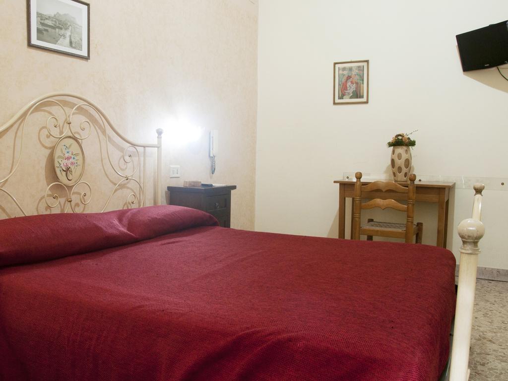Affittacamere Vittoria Palermo Room photo